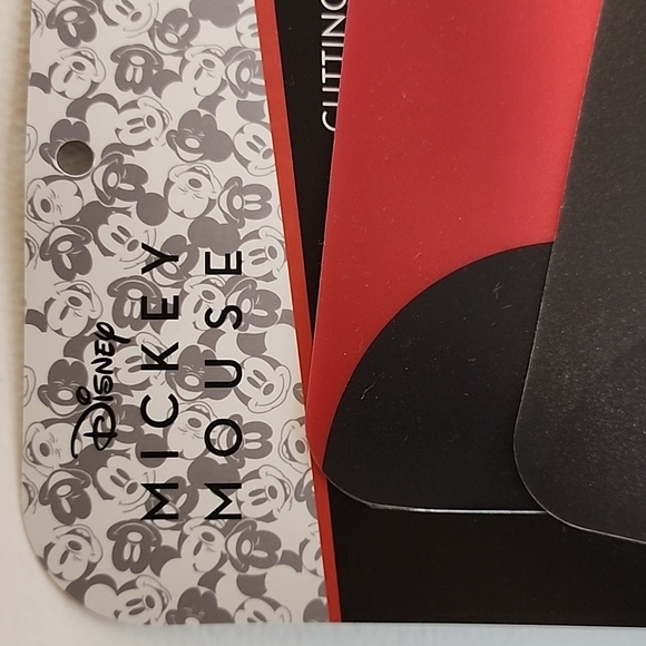 Mickey Mouse 4pk Flexible Cutting Boards New with tags - Picture 4 of 7